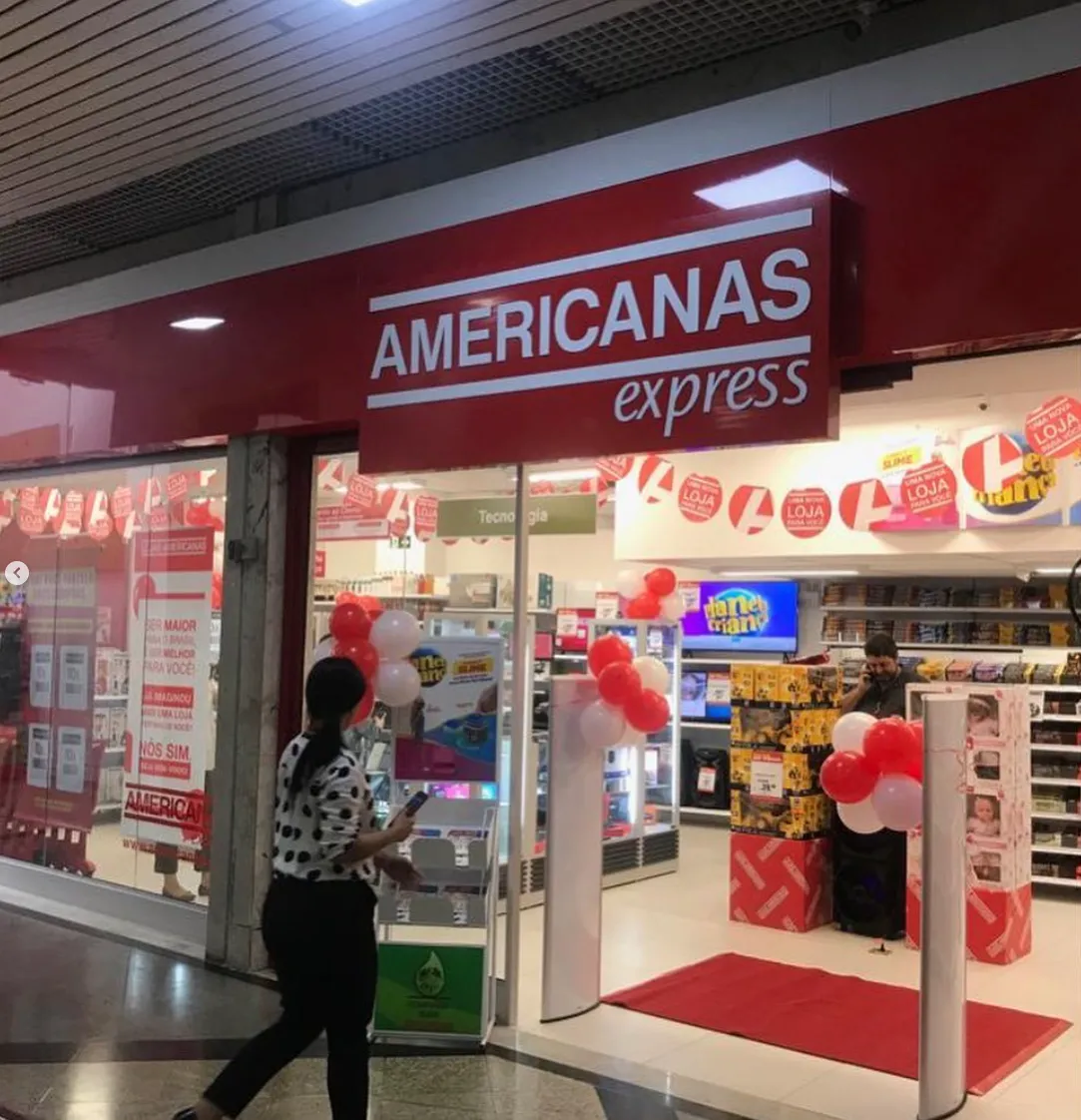Fachada da loja Americanas Express, obra executada pela JRA Engenharia